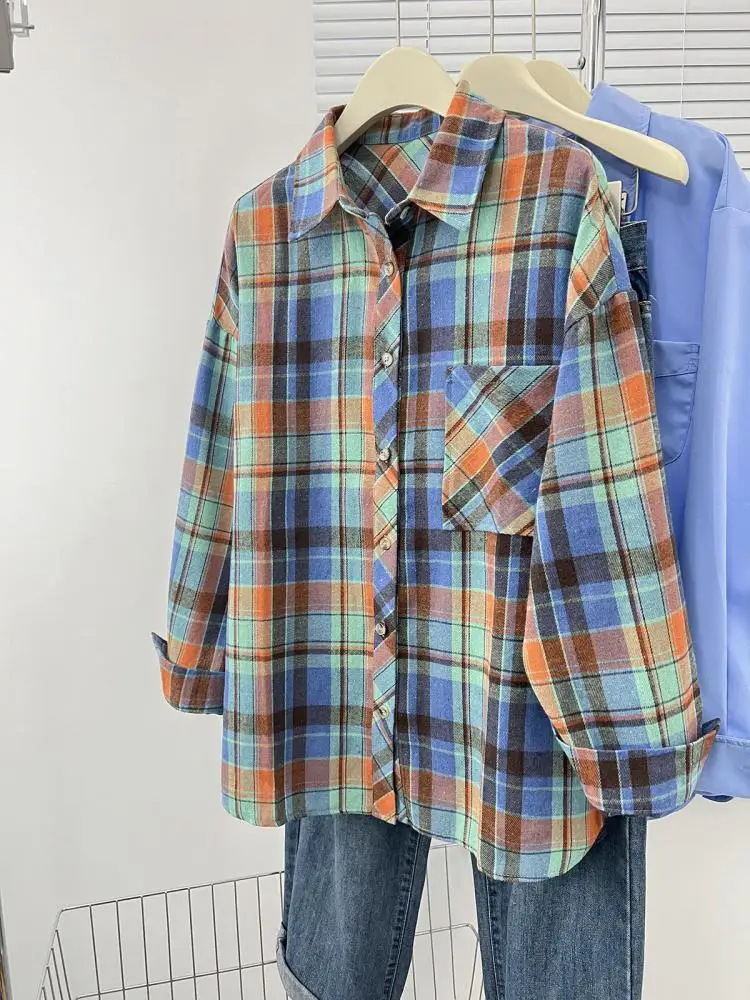 Корейская винтажная женская клетчатая офисная женская универсальная рубашка, осенняя свободная повседневная однобортная рубашка с длинными рукавами, трендовые повседневные шикарные топы 
Корейская винтажная женская клетчатая офисная женская универсальная рубашка, осенняя свободная повседневная однобортная рубашка с длинными рукавами, трендовые повседневные шикарные топы