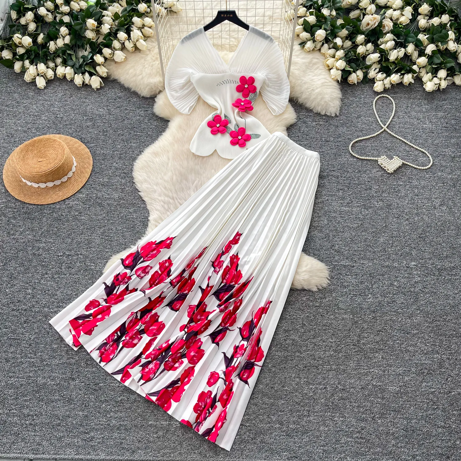 Miyake Pleated Two Pieces Skirt Suit Women 3D Flower Metal Batwing Sleeve High Stretch Blouse Tops + A-Line Maxi Skirt Sets
Miyake Pleated Two Pieces Skirt Suit Women 3D Flower Metal Batwing Sleeve High Stretch Blouse Tops + A-Line Maxi Skirt Sets
