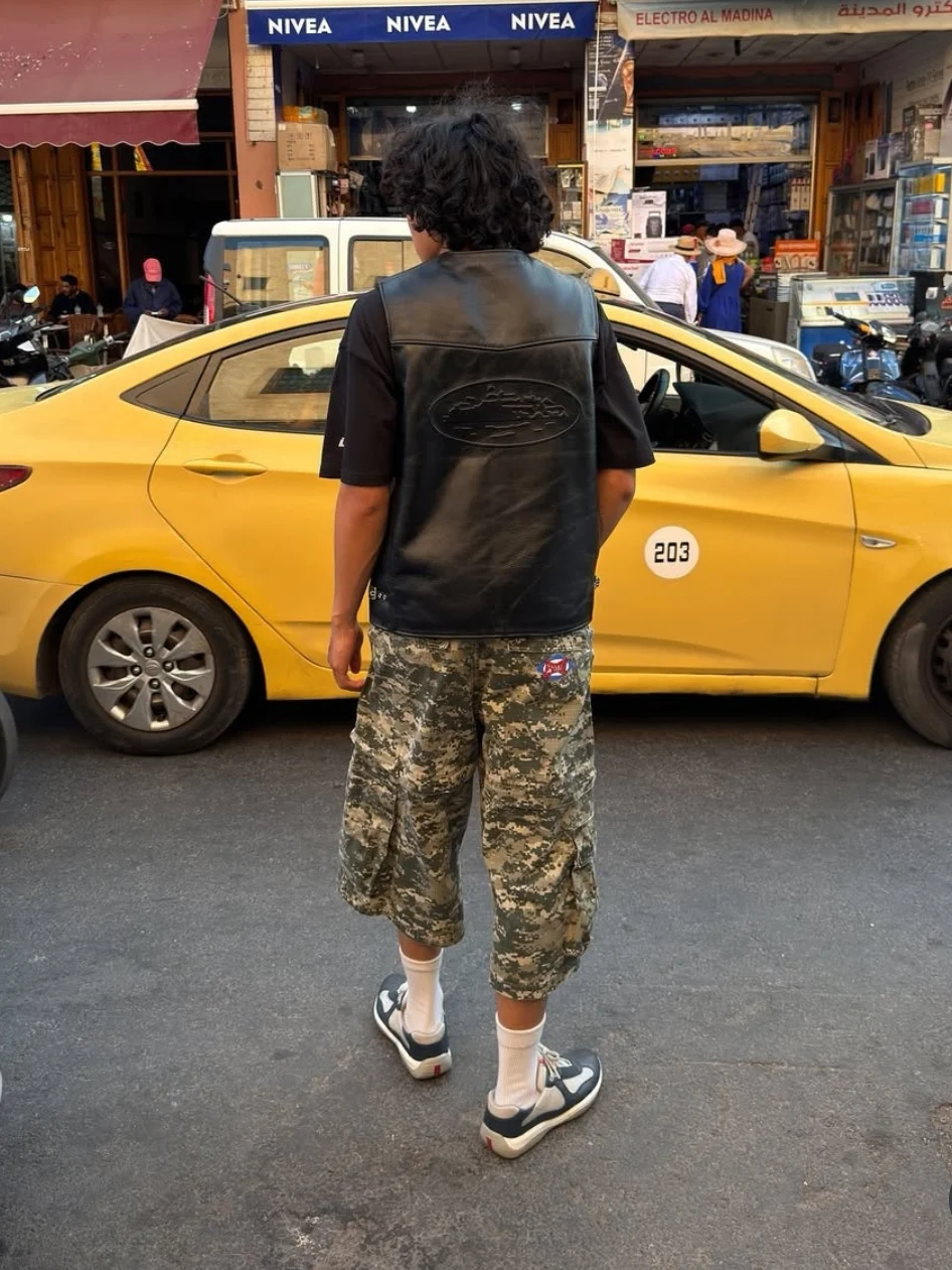 Американский Sle Devil Island из искусственной кожи, хлопковый жилет Drill ex Svel, модный брендовый молодежный повседневный жилет на молнии
Американский Sle Devil Island из искусственной кожи, хлопковый жилет Drill ex Svel, модный брендовый молодежный повседневный жилет на молнии