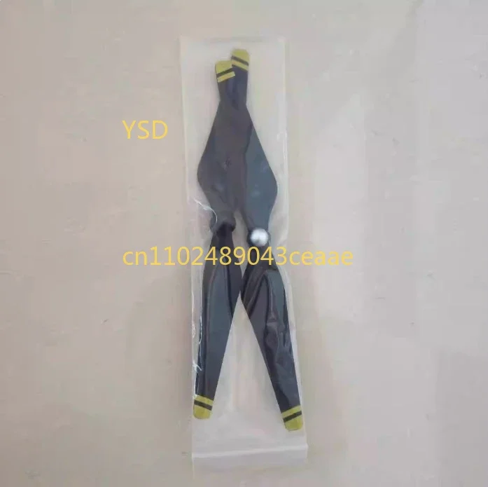 4 Pairs of Carbon - Fiber Reinforced Self - Tightening Propellers with Yellow Stripes, 9450 Size
4 Pairs of Carbon - Fiber Reinforced Self - Tightening Propellers with Yellow Stripes, 9450 Size