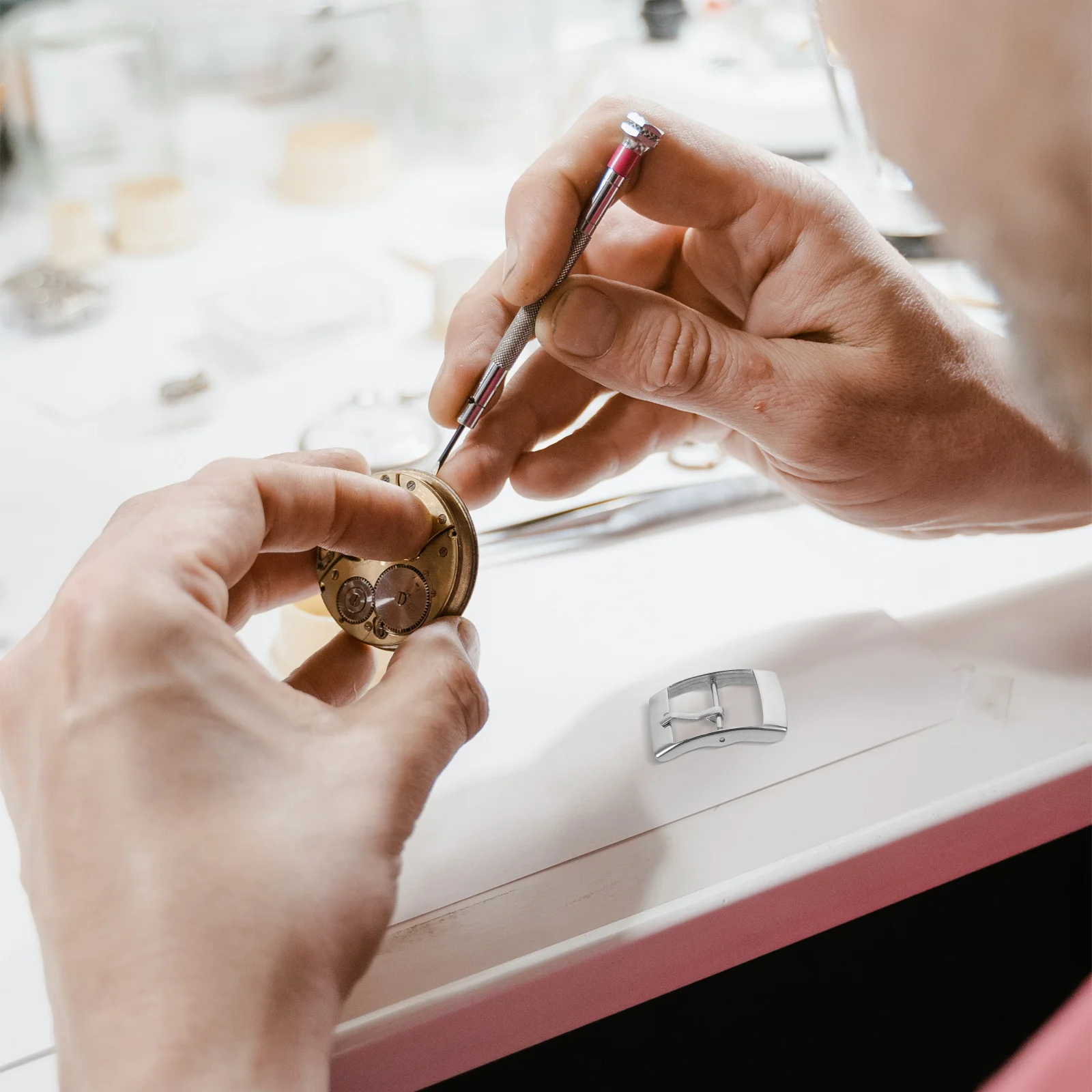 4Pcs Watch Band Buckle Stainless Steel Replacement Classic Design Quick Release Suitable for Business Casual Wear Watch Strap
4Pcs Watch Band Buckle Stainless Steel Replacement Classic Design Quick Release Suitable for Business Casual Wear Watch Strap