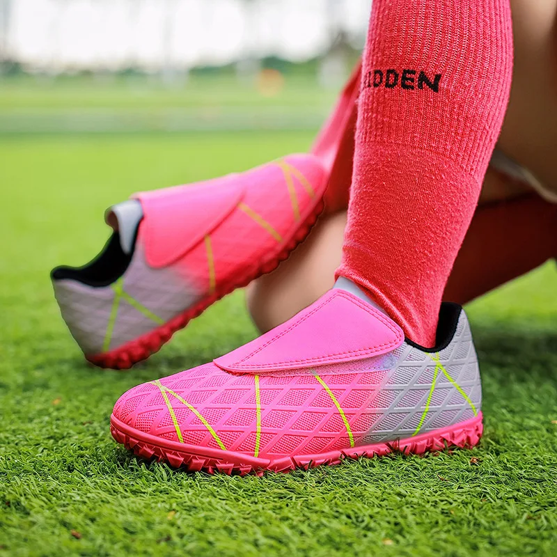 Original Fashion Football Sneakers for Children Professioanl Indoor Soccer Turf Shoes Size 29-39 Brand Sneakers Child Trainers
Original Fashion Football Sneakers for Children Professioanl Indoor Soccer Turf Shoes Size 29-39 Brand Sneakers Child Trainers