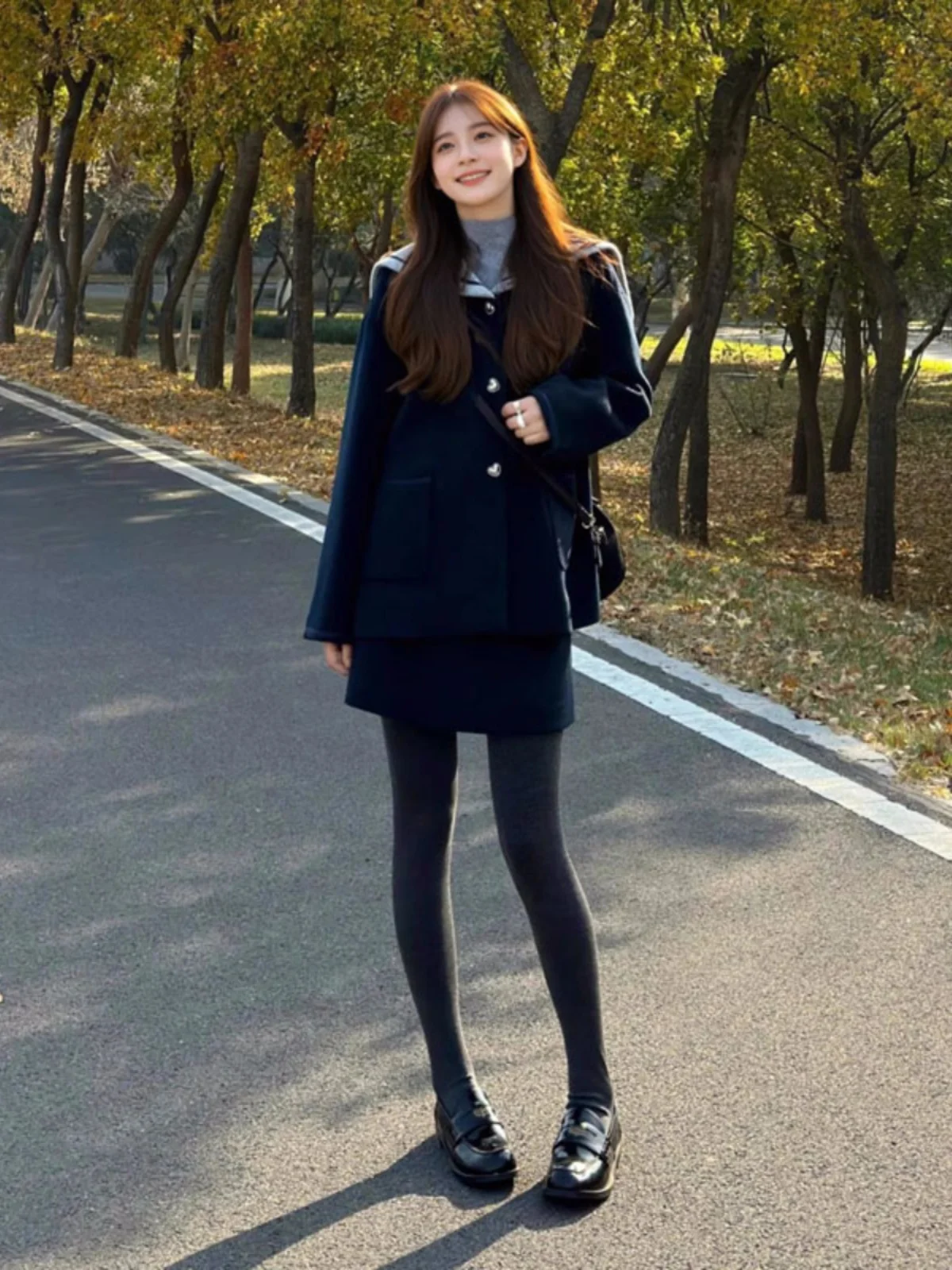 Preppy Style Navy Collar Woolen Jacket And Skirt Set Comfortable mid Weight Cotton Blend Long Sleeve V Neck Two Piece Suit
Preppy Style Navy Collar Woolen Jacket And Skirt Set Comfortable mid Weight Cotton Blend Long Sleeve V Neck Two Piece Suit