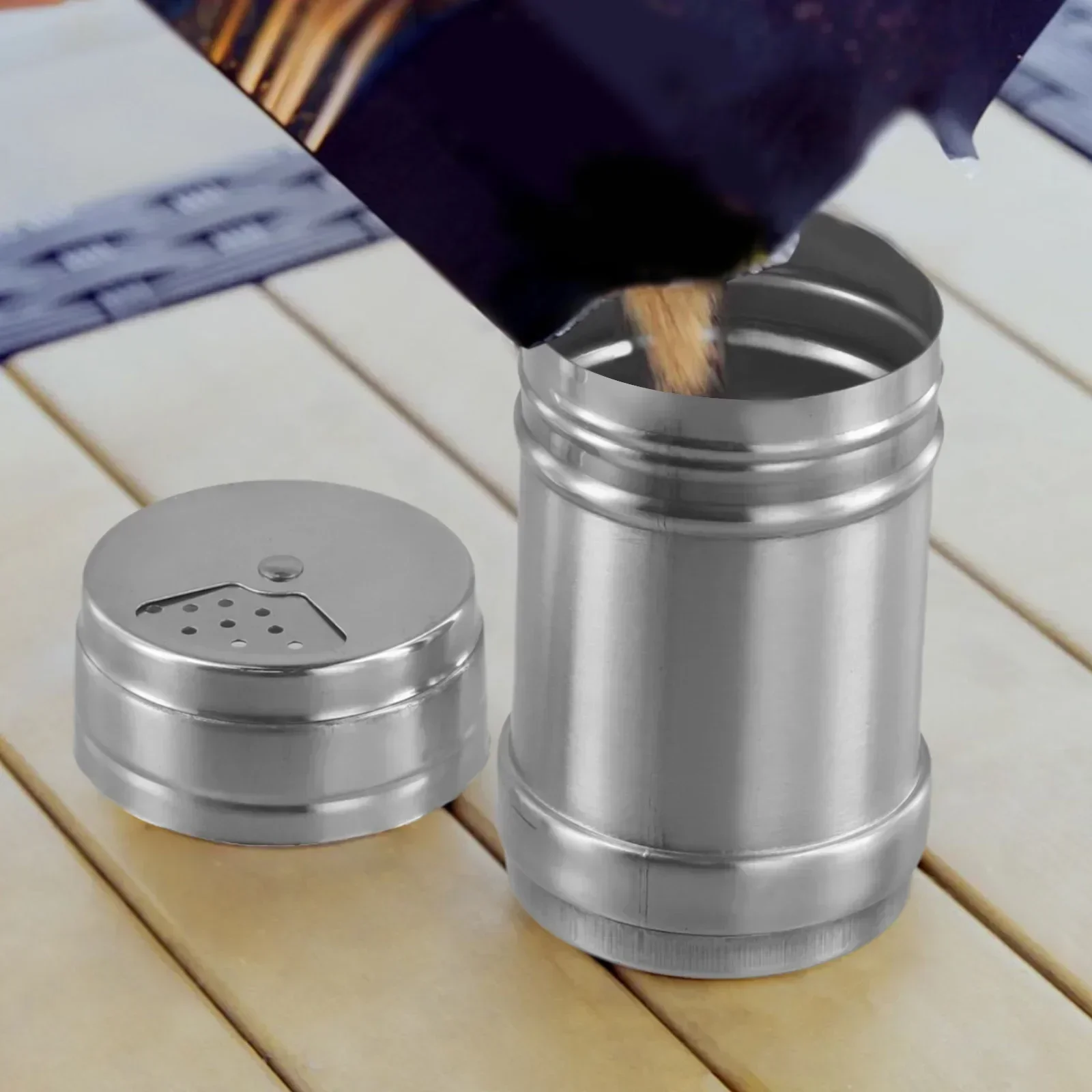 1 Pcs Barbecue Sprinkling Bottle Rotating Seasoning Bottle Stainless Steel Seasoning Tank Box Pepper Bottle Spice Tools
1 Pcs Barbecue Sprinkling Bottle Rotating Seasoning Bottle Stainless Steel Seasoning Tank Box Pepper Bottle Spice Tools