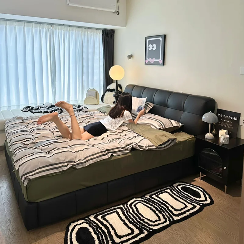 Modern House Double Bed Storage Black King Size Loft Bed Princess Comferter Villa Camas De Dormitorio Bedroom Set Furniture
Modern House Double Bed Storage Black King Size Loft Bed Princess Comferter Villa Camas De Dormitorio Bedroom Set Furniture