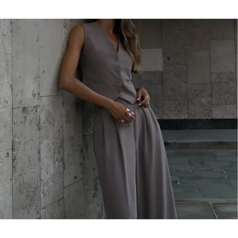 casual sleeveless suit set office lady spring summer elegant slim v-neck blazer tops pants two piece set women outfit 2025
casual sleeveless suit set office lady spring summer elegant slim v-neck blazer tops pants two piece set women outfit 2025