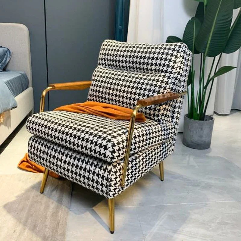 Modern Office Living Room Chair Lounge Sofa Luxury Dressing Art Chair Design Nordic Makeup Tables Sillas Living Room Furniture
Modern Office Living Room Chair Lounge Sofa Luxury Dressing Art Chair Design Nordic Makeup Tables Sillas Living Room Furniture