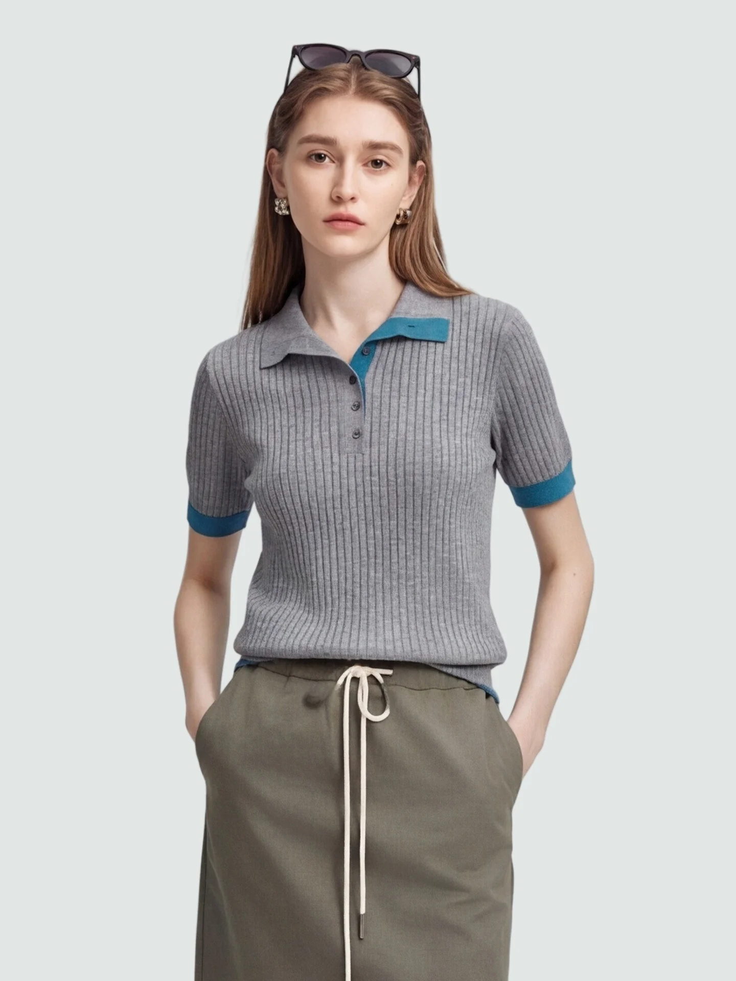 SueM Color Block MIU Preppy Style Short Sleeve Shirt Summer 2026 High End Grey Shawl Collar Linen Cool Feeling Top
SueM Color Block MIU Preppy Style Short Sleeve Shirt Summer 2026 High End Grey Shawl Collar Linen Cool Feeling Top