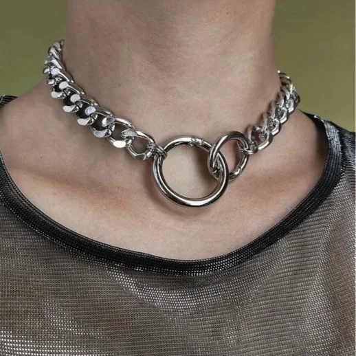1 Pc Trendy Round Geometric Hollow Punk Personality Silver Color Heavy Chain Necklace Women Men Party Daily Gift Jewelry
1 Pc Trendy Round Geometric Hollow Punk Personality Silver Color Heavy Chain Necklace Women Men Party Daily Gift Jewelry