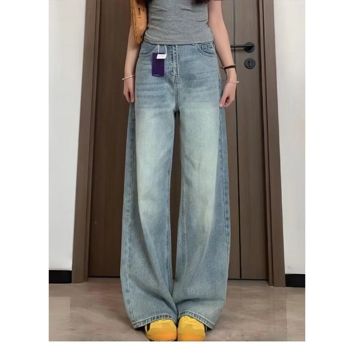 Light Blue Straight Leg Jeans Women's Small Size Loose Slim High Waist Drapey Versatile Wide Leg Floor Length Pants
Light Blue Straight Leg Jeans Women's Small Size Loose Slim High Waist Drapey Versatile Wide Leg Floor Length Pants