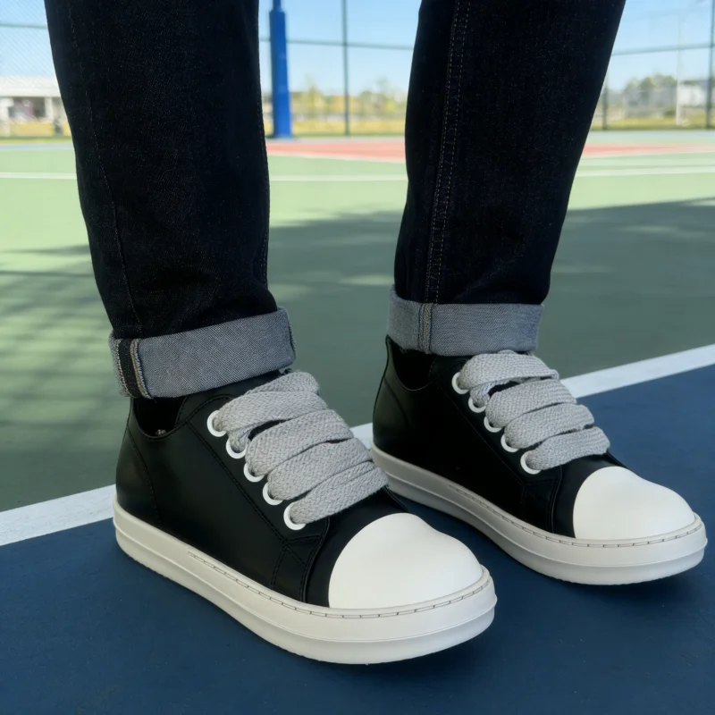 Luxury Designer Flat Heel Leather Sneakers Fashion All Match Casual Large Size Unisex Sport Shoes Chunky Heel Tennis Trainers
Luxury Designer Flat Heel Leather Sneakers Fashion All Match Casual Large Size Unisex Sport Shoes Chunky Heel Tennis Trainers