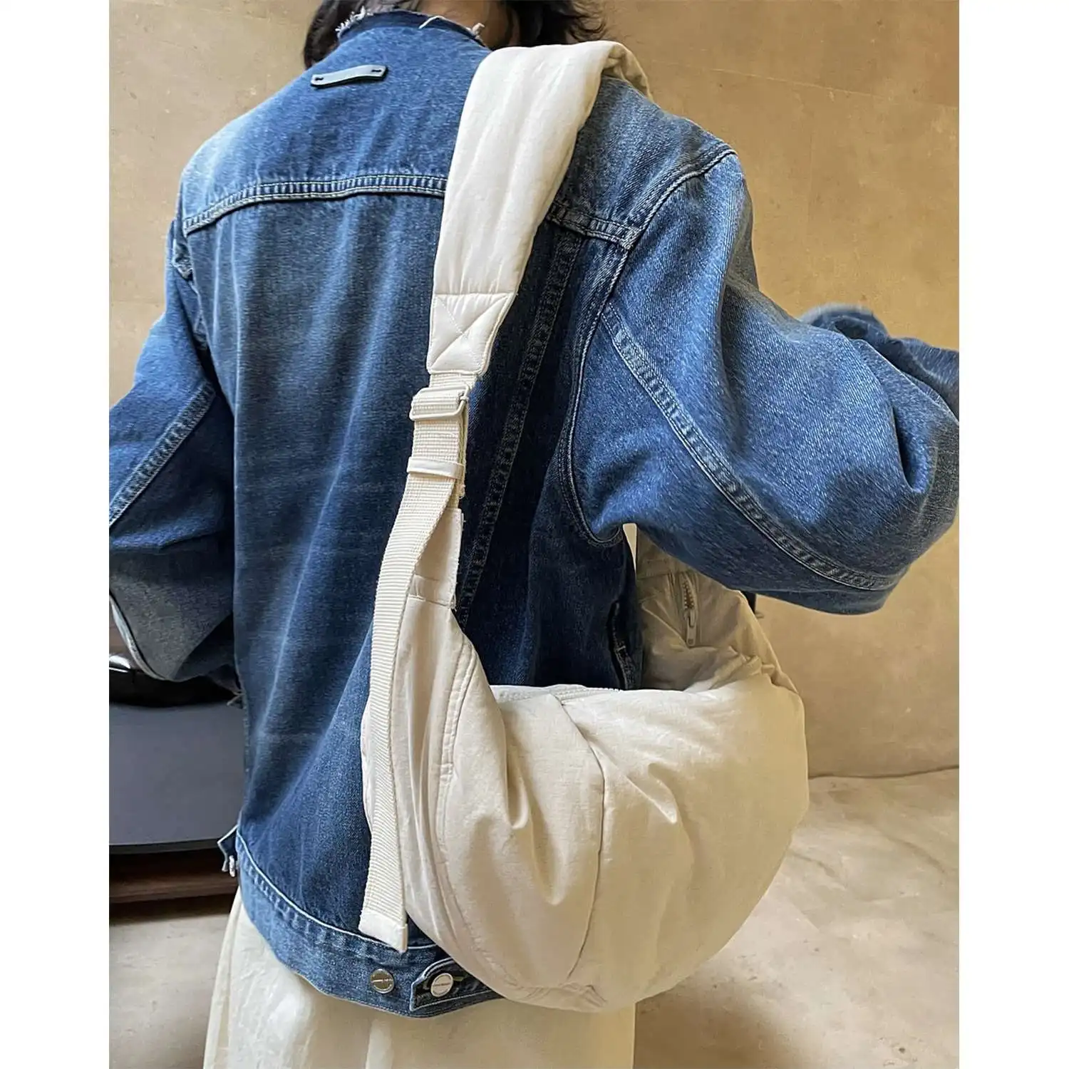 Spring New Cotton Linen Texture Crossbody oulder Bag Ele Commuter Sle Dumpling Bag Daily Use Fem Handbag
Spring New Cotton Linen Texture Crossbody oulder Bag Ele Commuter Sle Dumpling Bag Daily Use Fem Handbag