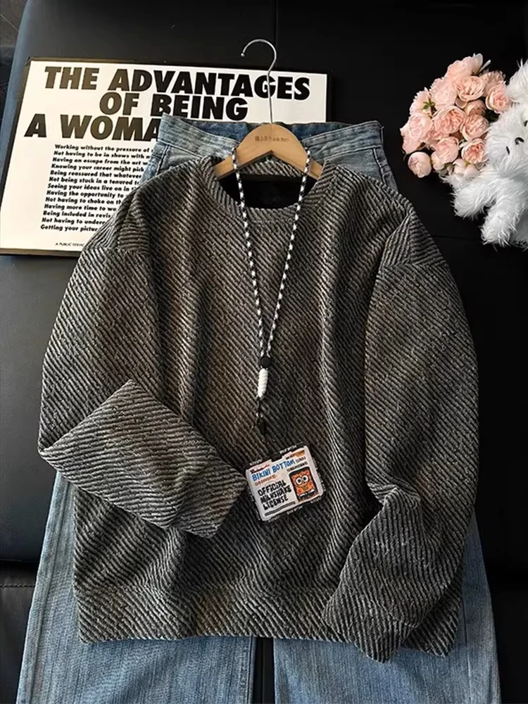 Men's round Neck Fleece Lined Thickened Long Sleeve Sweatshirt Grey Stripe Autumn Winter Warm Comfortable Casual T-shirt
Men's round Neck Fleece Lined Thickened Long Sleeve Sweatshirt Grey Stripe Autumn Winter Warm Comfortable Casual T-shirt