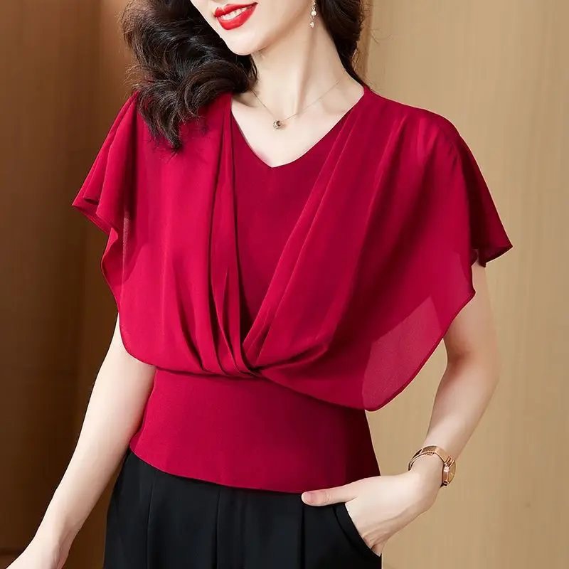 Ladies Fashion Pleated O-neck Batwing Sleeve Shirts Summer All-match Patchwork Chiffon Corset Blouse Women Clothes Vintage Tops
Ladies Fashion Pleated O-neck Batwing Sleeve Shirts Summer All-match Patchwork Chiffon Corset Blouse Women Clothes Vintage Tops
