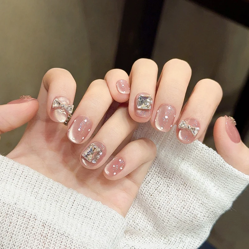 10Pcs Short Handmade Light Pink Press On Nails Cat Eyes Rhinestones Decoration Wearable False Nails Full Cover Nail Tips Art
10Pcs Short Handmade Light Pink Press On Nails Cat Eyes Rhinestones Decoration Wearable False Nails Full Cover Nail Tips Art