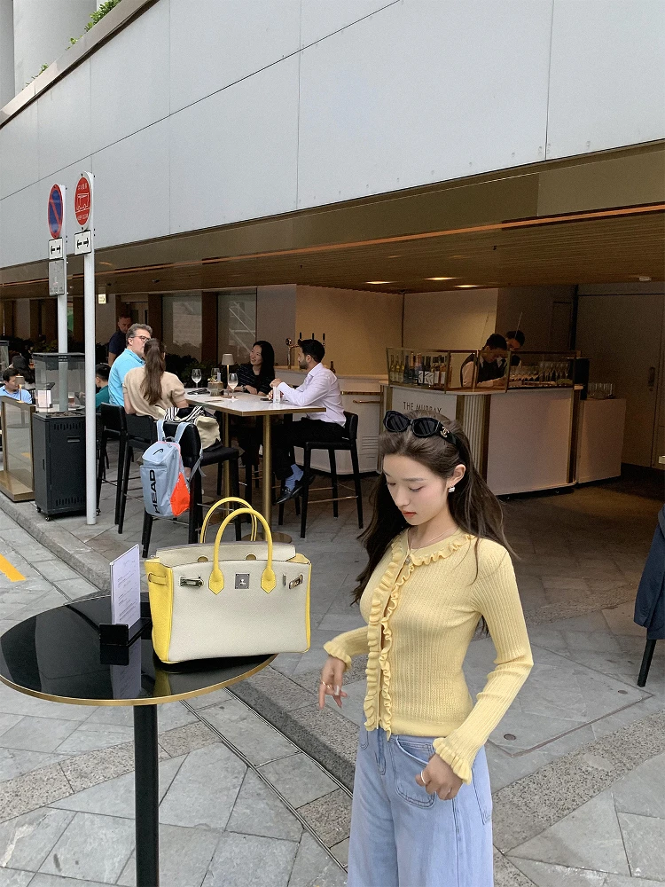 Вязаный свитер Cchen Chencheng из мягкой шелковой шерсти для женщин, летняя новинка, модный, с декором в виде ромбов, приталенный крой
Вязаный свитер Cchen Chencheng из мягкой шелковой шерсти для женщин, летняя новинка, модный, с декором в виде ромбов, приталенный крой