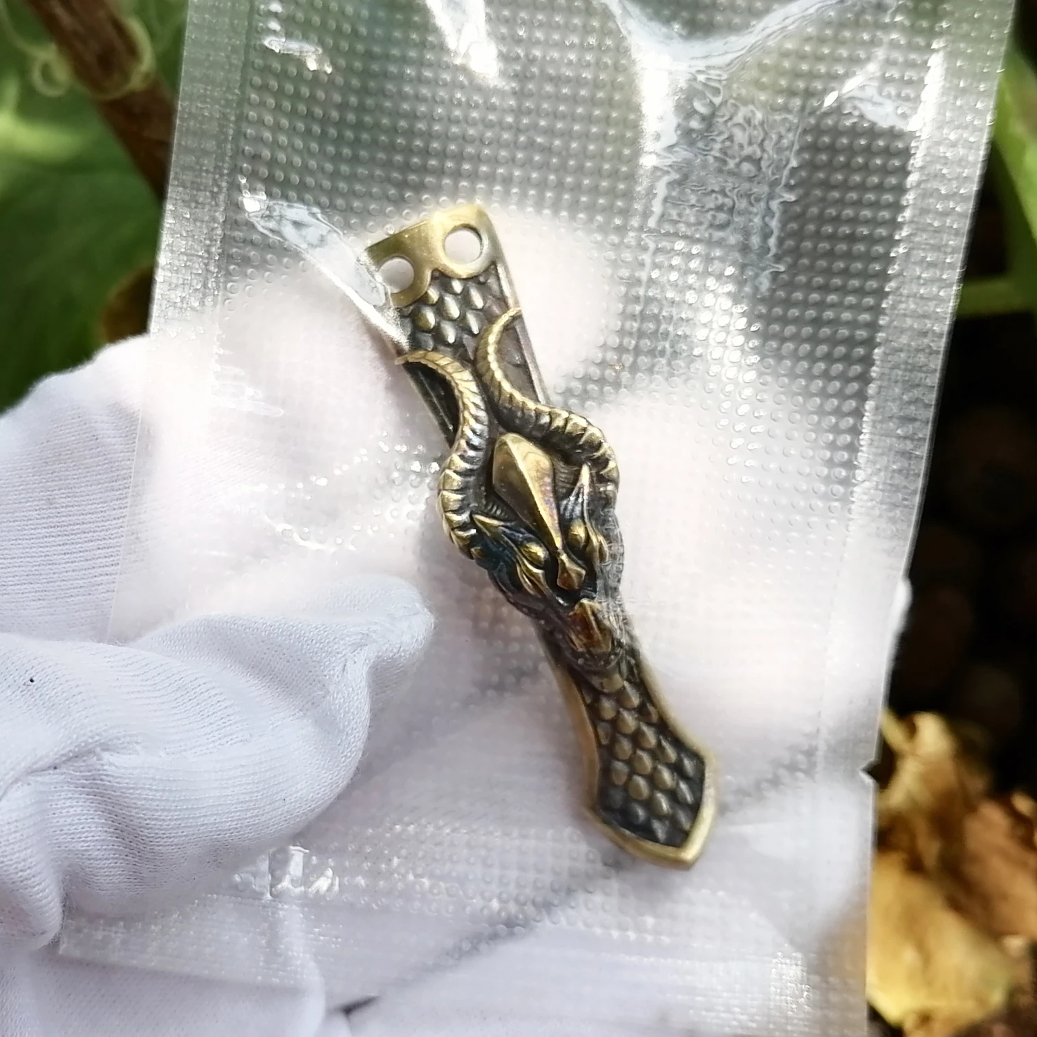1 Piece Brass Made EDC Flashlight Pocket Clip
1 Piece Brass Made EDC Flashlight Pocket Clip