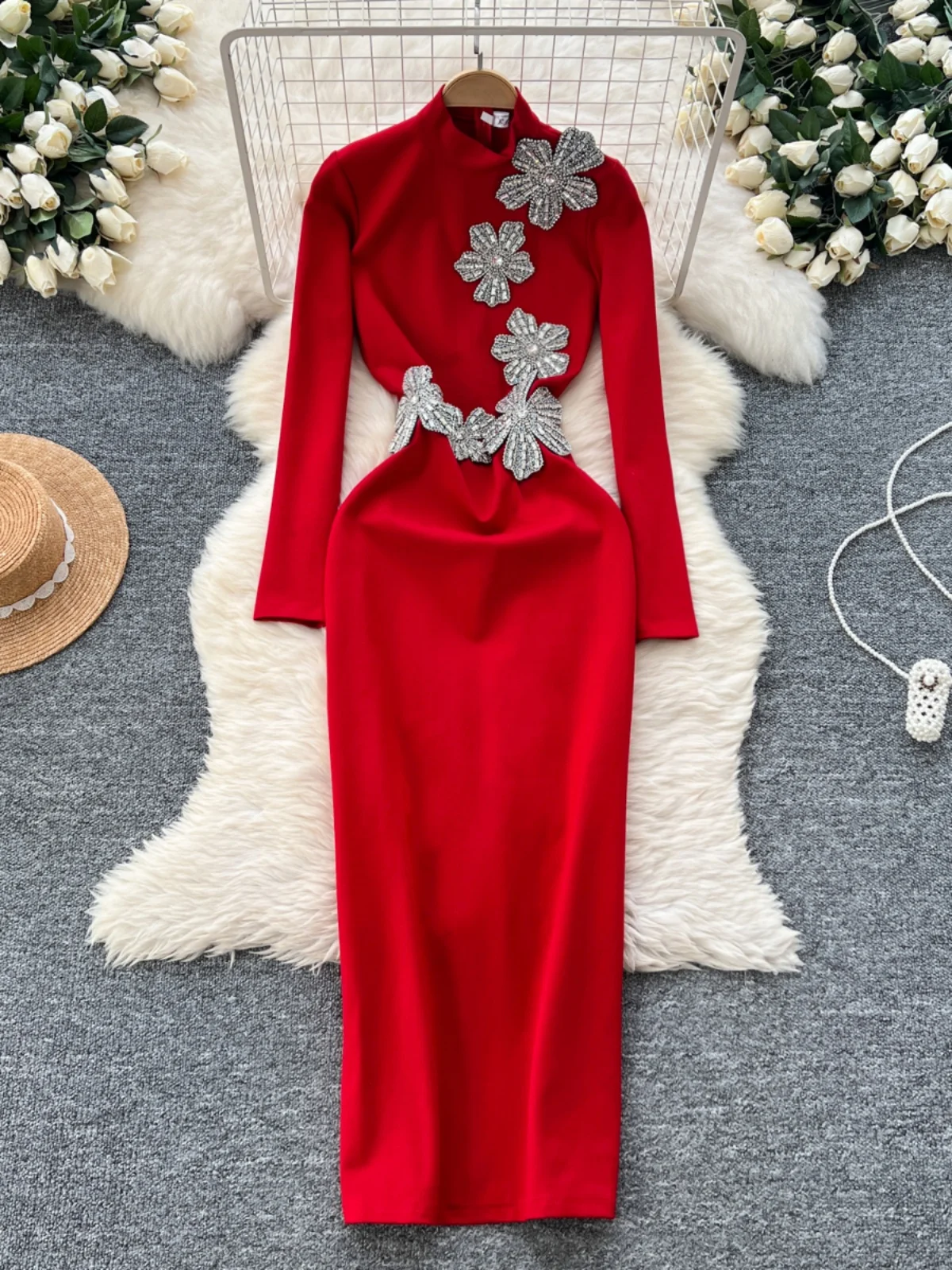 Elegant High-Waisted Long-Sleeve Diamond Embedded 3D Flower Women's Slimming Evening Dress A-Line Mid-Length Korean Style
Elegant High-Waisted Long-Sleeve Diamond Embedded 3D Flower Women's Slimming Evening Dress A-Line Mid-Length Korean Style