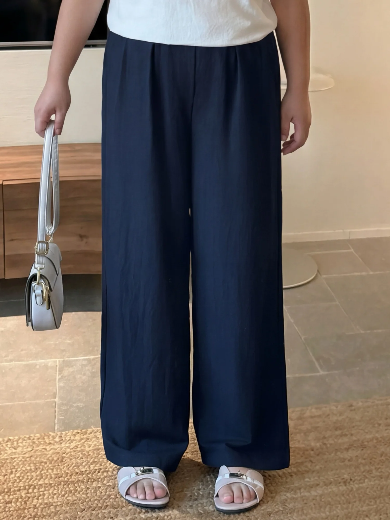 High Waist Wide Leg Pants Elastic Casual Commute Style Women's plus Size Spring Autumn Season Ladies Trousers
High Waist Wide Leg Pants Elastic Casual Commute Style Women's plus Size Spring Autumn Season Ladies Trousers