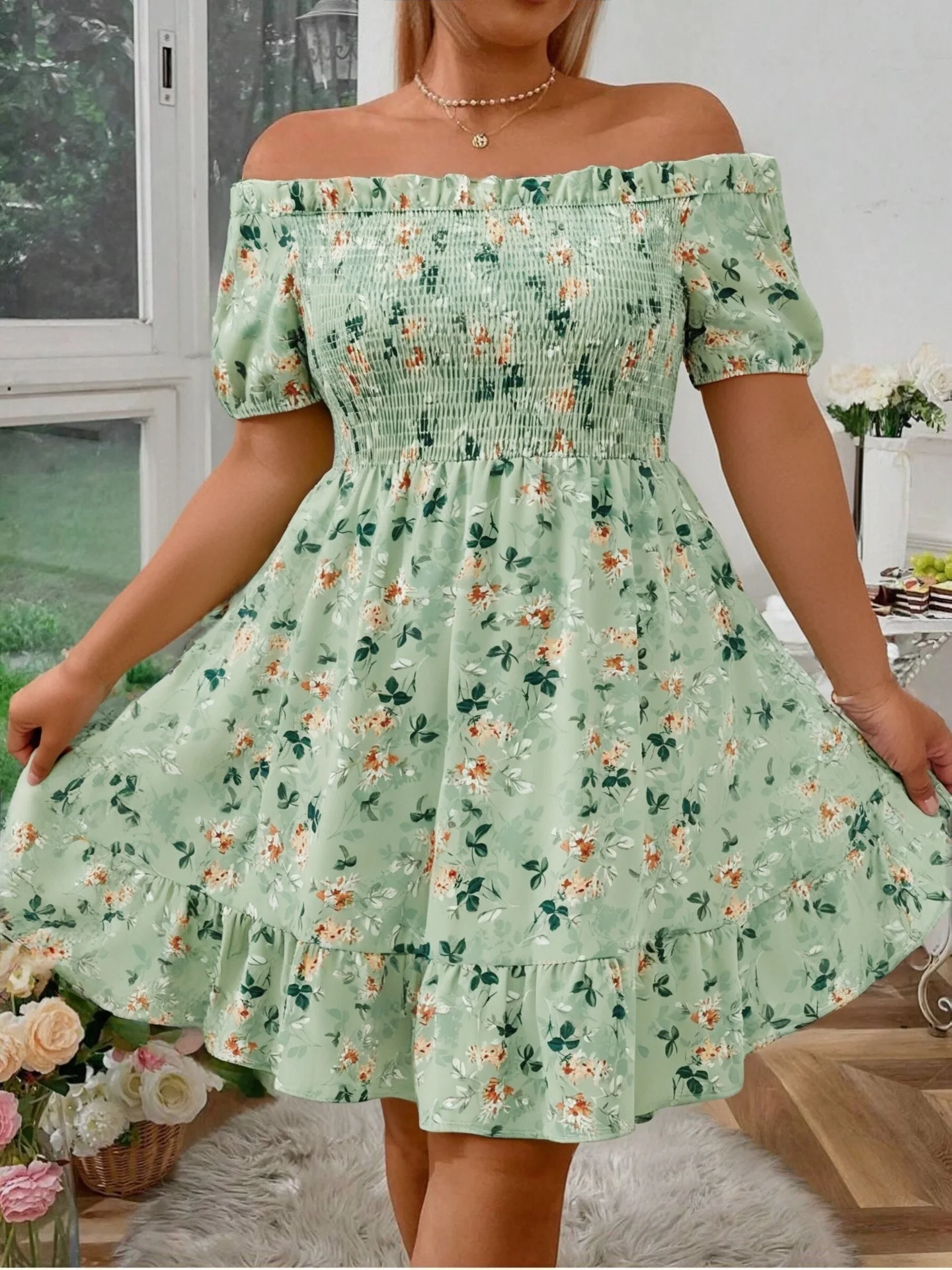 Sexy Women's Floral Off Shoulder Dress for Plus Size Women Smocked Short Sleeve A-line Short Ruffle Dress Summer Streetwear
Sexy Women's Floral Off Shoulder Dress for Plus Size Women Smocked Short Sleeve A-line Short Ruffle Dress Summer Streetwear