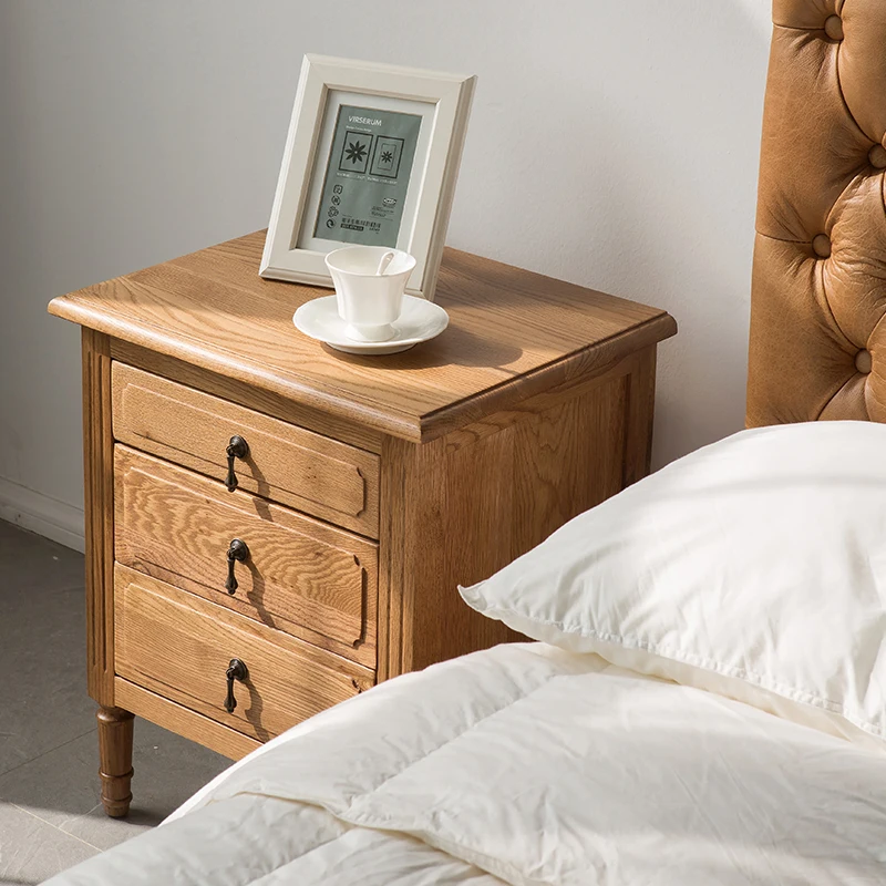 Solid wood three-draw oak bedside table Bedroom locker Carved bedside bedside table
Solid wood three-draw oak bedside table Bedroom locker Carved bedside bedside table