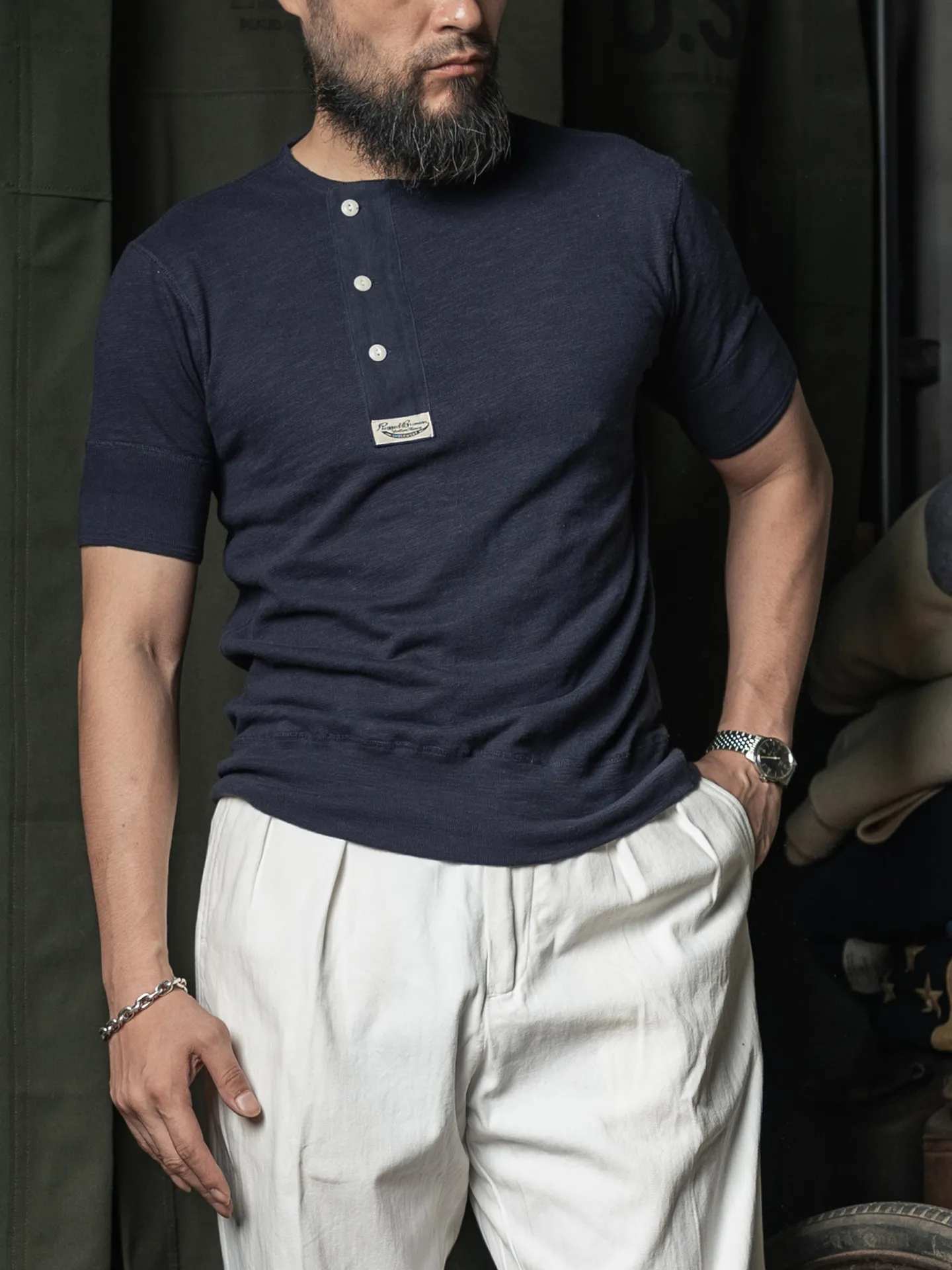 Bronson Vintage T-Shirt Side-Slanted Placket Henley Neck Pullover Short-Sleeve Lightweight T-Shirt American-Style TEE
Bronson Vintage T-Shirt Side-Slanted Placket Henley Neck Pullover Short-Sleeve Lightweight T-Shirt American-Style TEE