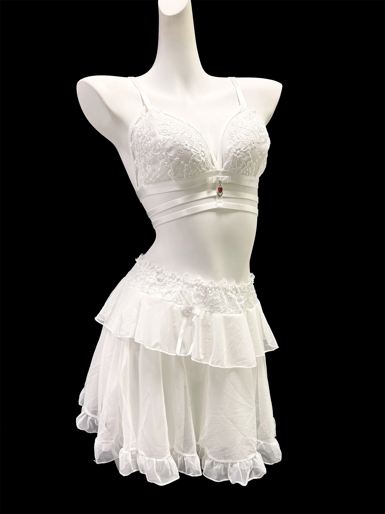 White Lace Semi Sheer Lingerie 3 Piece Set Floral Lace Bra Layer Ruffle Mesh Mini Skirt Matching Thong Sexy Women Intimate Sleep
White Lace Semi Sheer Lingerie 3 Piece Set Floral Lace Bra Layer Ruffle Mesh Mini Skirt Matching Thong Sexy Women Intimate Sleep
