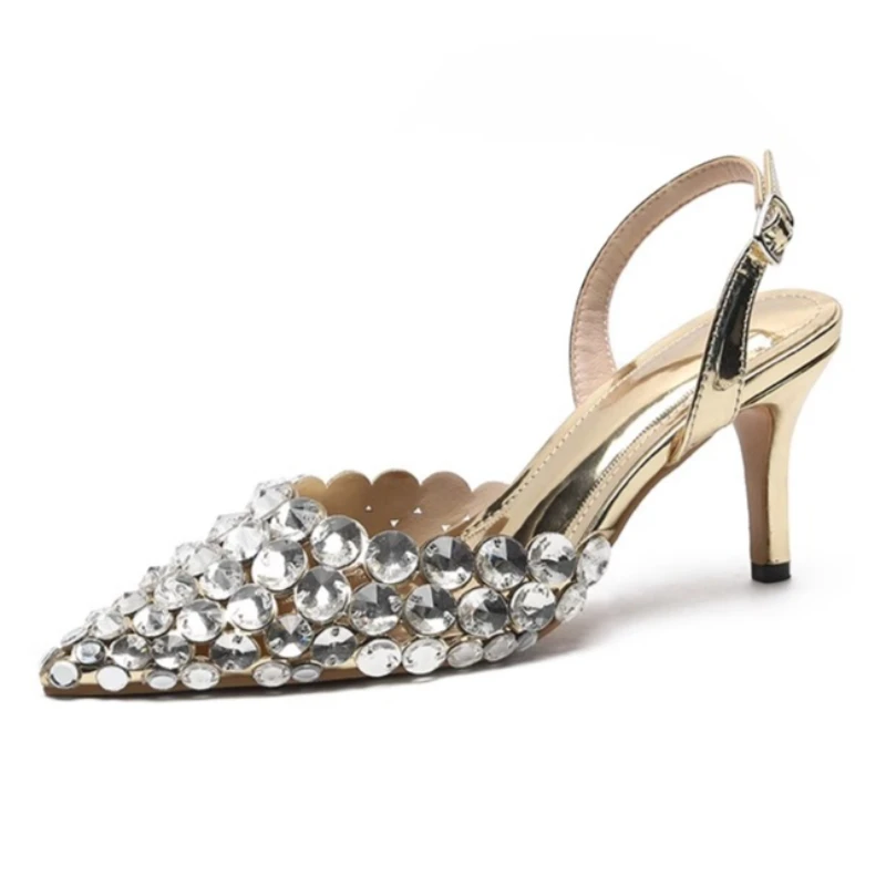 Роскошные дизайнерские туфли на высоком каблуке с драгоценными камнями и золотом, женские модные прозрачные женские туфли-лодочки из ПВХ, пикантные туфли для выпускного вечера с острым носком и ремешком сзади
Роскошные дизайнерские туфли на высоком каблуке с драгоценными камнями и золотом, женские модные прозрачные женские туфли-лодочки из ПВХ, пикантные туфли для выпускного вечера с острым носком и ремешком сзади