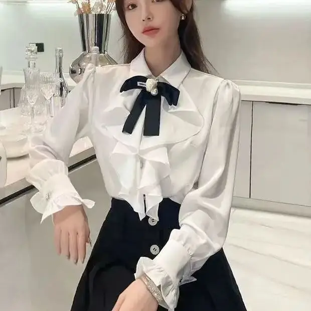 Hot White Long Sleeve Blouse Women Vintage Loose Korean Ruffles Elegant Shirts Temperament Ladies Tops 2025 Blusas Mujer De Moda
Hot White Long Sleeve Blouse Women Vintage Loose Korean Ruffles Elegant Shirts Temperament Ladies Tops 2025 Blusas Mujer De Moda