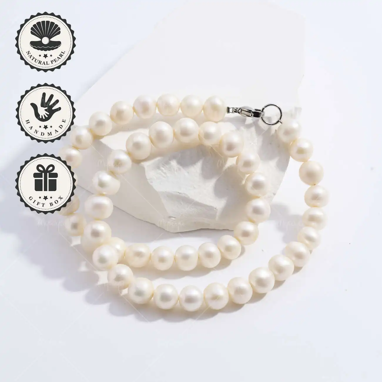 MYSOYA White Freshwater Pearl Necklace 7-8mm with Silver Lobster Clasp, Gift Box, Ideal Birthday & Anniversary Gift
MYSOYA White Freshwater Pearl Necklace 7-8mm with Silver Lobster Clasp, Gift Box, Ideal Birthday & Anniversary Gift