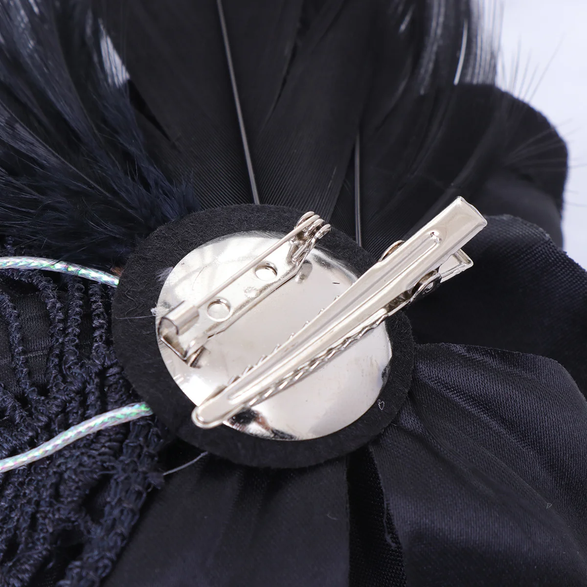 1Pcs Black Cloth Flower Brooch Lady Hair Clip Gift for Special Days Easy to Match Clothes Overall Look
1Pcs Black Cloth Flower Brooch Lady Hair Clip Gift for Special Days Easy to Match Clothes Overall Look