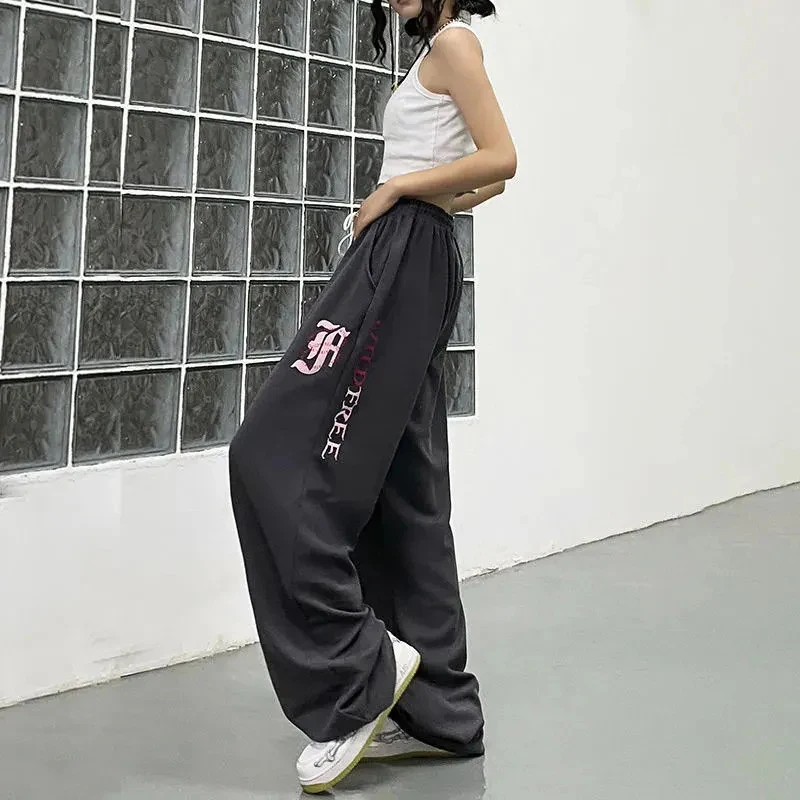Harajuku Baggy Women Sweatpants Y2K Fashion Letter Printing Hip Hop Streetwear Joggers Trousers Korean Casual Wide Leg Pants New
Harajuku Baggy Women Sweatpants Y2K Fashion Letter Printing Hip Hop Streetwear Joggers Trousers Korean Casual Wide Leg Pants New