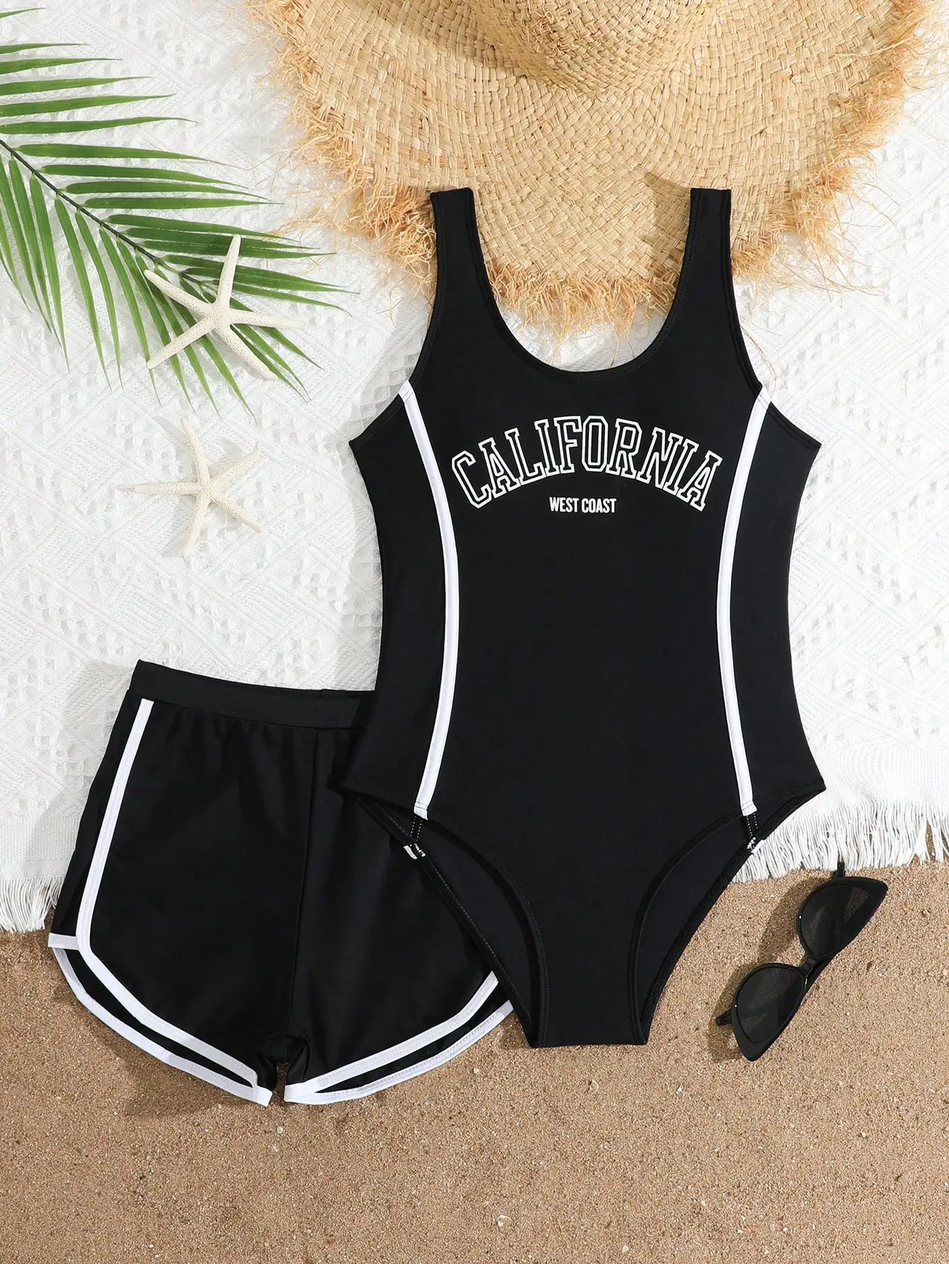 Black California Print Sporty Two Piece Swimsuit Set For Women
Black California Print Sporty Two Piece Swimsuit Set For Women