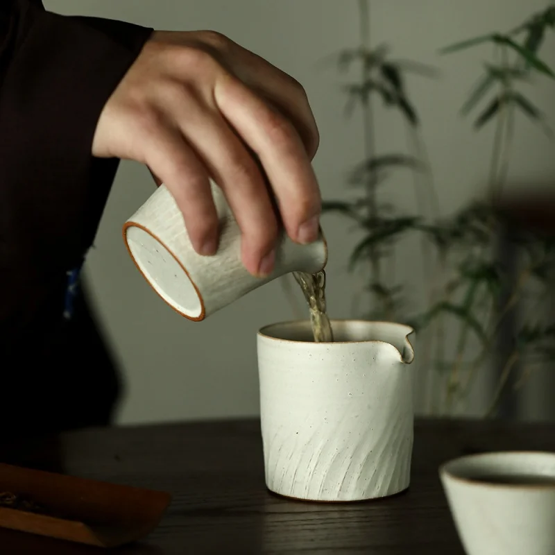 ★Jingdezhen Matting Agent Glaze Hand-Made Texture Pitcher Average Cup Tea Pot Tea Pitcher Jingdezhen Ceramic Tea Pitcher
★Jingdezhen Matting Agent Glaze Hand-Made Texture Pitcher Average Cup Tea Pot Tea Pitcher Jingdezhen Ceramic Tea Pitcher