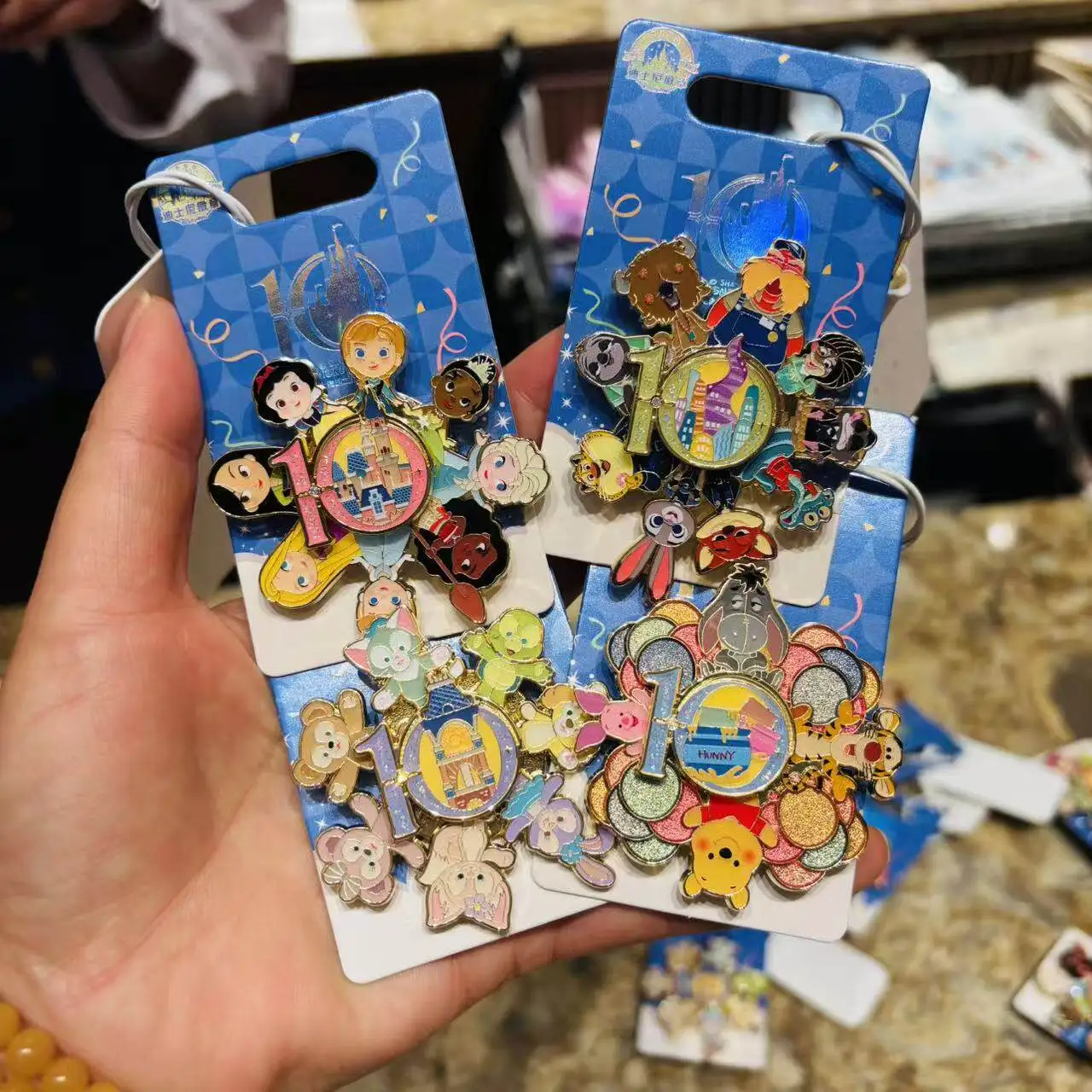 Shanghai Disney Resort 10th Anniversary Rotatable Spinner Enamel Pin Mickey Duffy Seven Friends Zootopia Agent Squad
Shanghai Disney Resort 10th Anniversary Rotatable Spinner Enamel Pin Mickey Duffy Seven Friends Zootopia Agent Squad