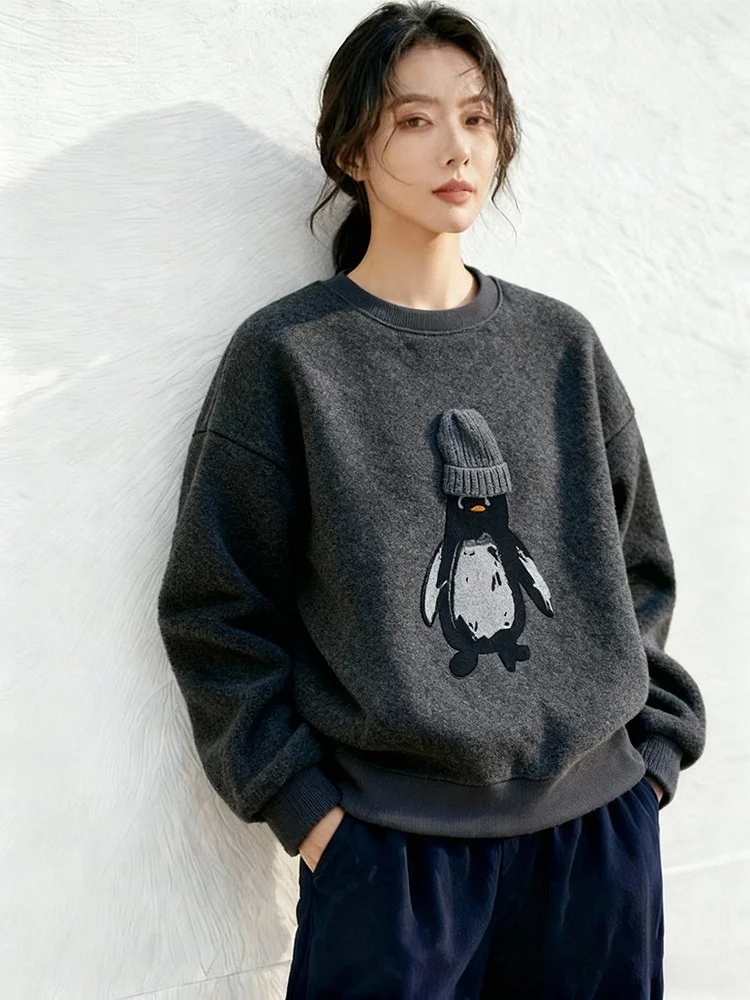 Новая женская зимняя толстовка оверсайз 2026 года в американском ретро-стиле с принтом пингвинов, на подкладке, с круглым вырезом, не требующая глубокой стирки
Новая женская зимняя толстовка оверсайз 2026 года в американском ретро-стиле с принтом пингвинов, на подкладке, с круглым вырезом, не требующая глубокой стирки