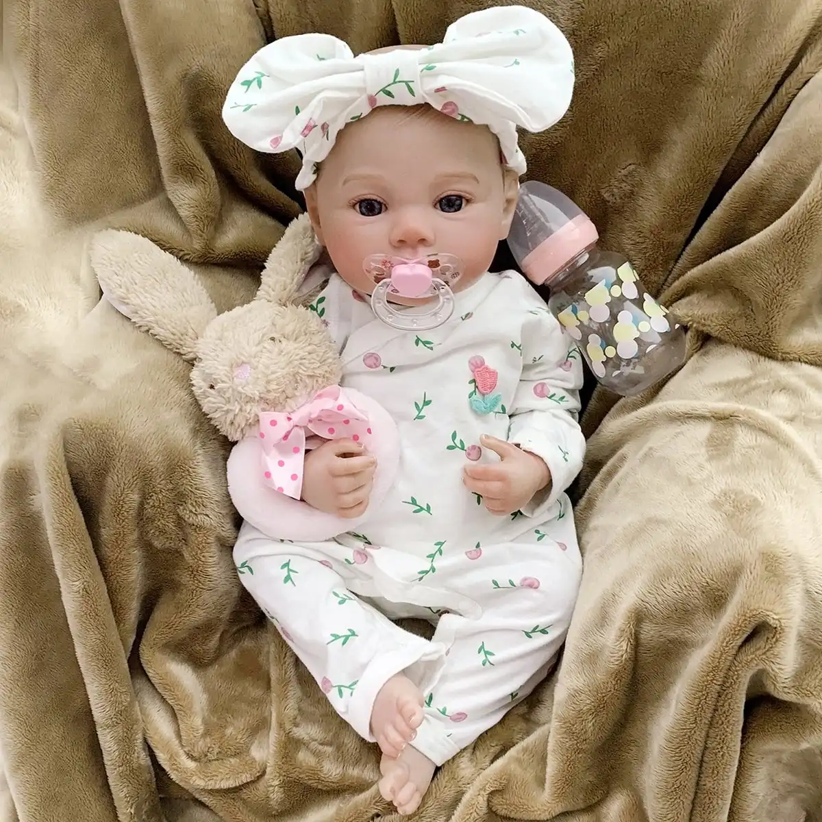 Lifelike Reborn Baby Doll 19" Eyes Open Toddler Cute Baby Girl Looks Like Real Doll with Accessories for Kids Birthday Gift
Lifelike Reborn Baby Doll 19" Eyes Open Toddler Cute Baby Girl Looks Like Real Doll with Accessories for Kids Birthday Gift