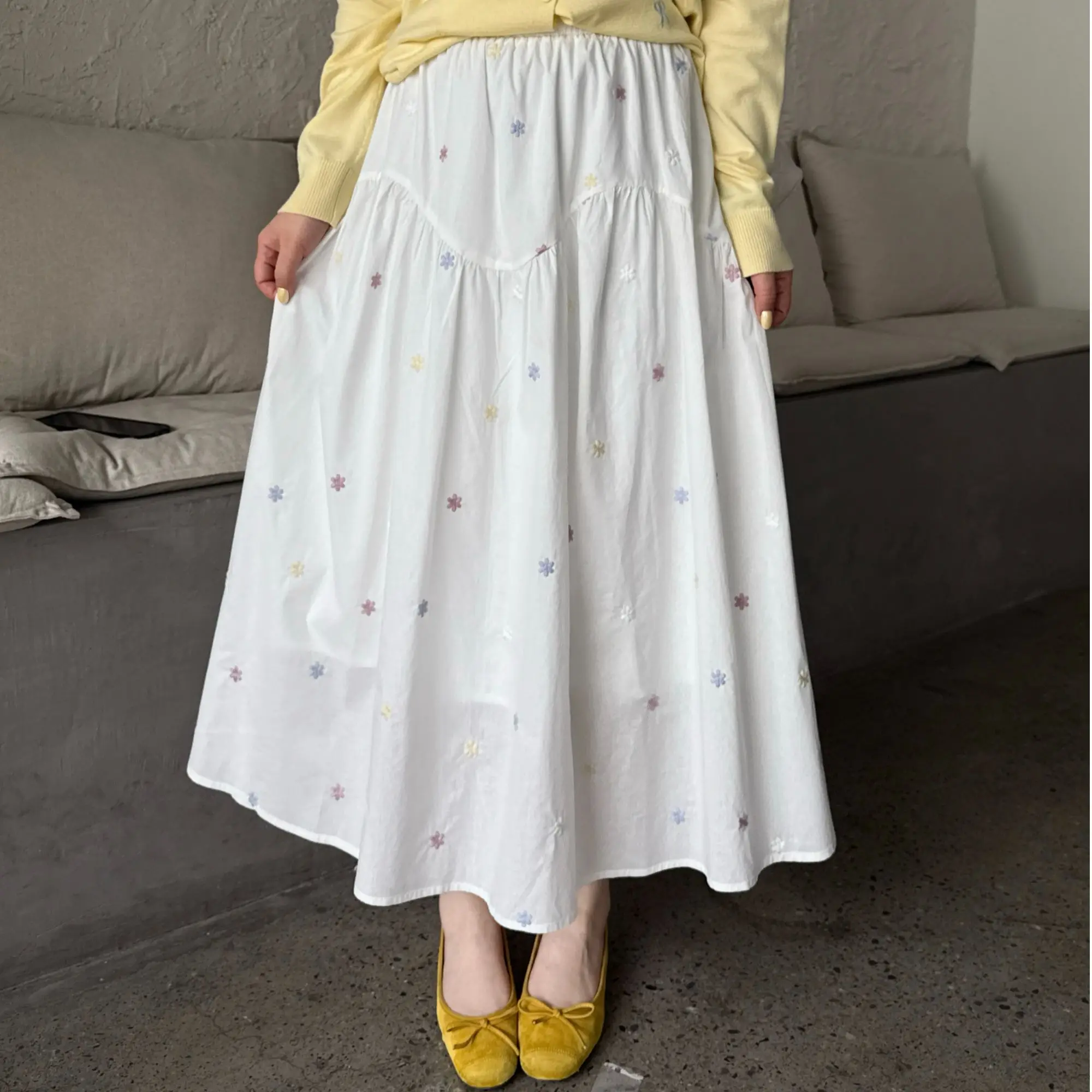 JINGU Creamy Puff Half Skirt Embroidered 3D Snowflake Gentle Style Korean System Umbrella Skirt Loose Fit High Waist
JINGU Creamy Puff Half Skirt Embroidered 3D Snowflake Gentle Style Korean System Umbrella Skirt Loose Fit High Waist