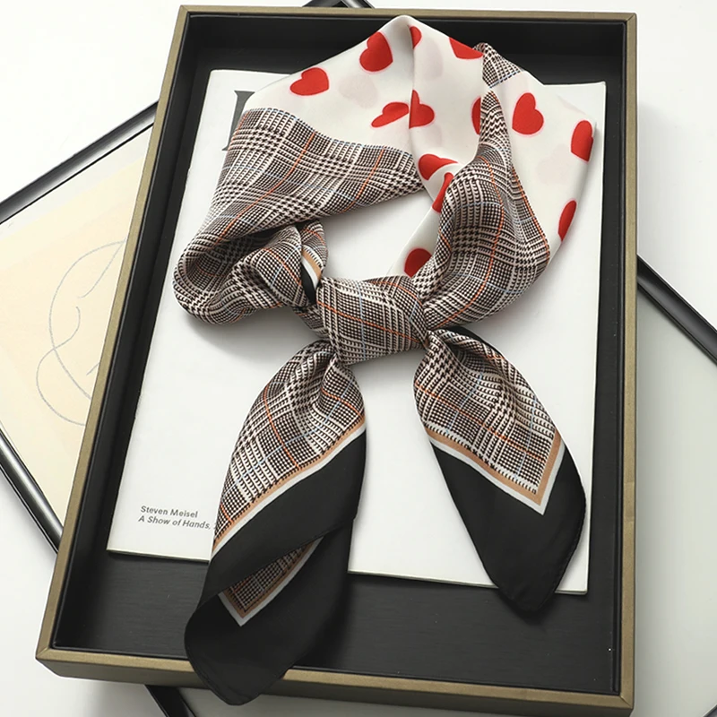 Silk Scarf 70x70cm Luxury Brand Designer Hair Leopard print Handkerchief Hijab Shawl Women bandanna foulard muffler wrap
Silk Scarf 70x70cm Luxury Brand Designer Hair Leopard print Handkerchief Hijab Shawl Women bandanna foulard muffler wrap