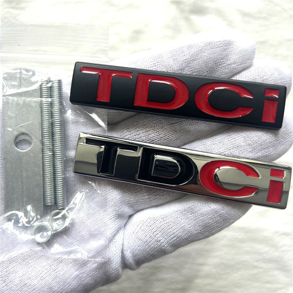 1pc metal car logo TDCI sticker two fixing methods paste and screw mesh front grille suitable for body decoration decal
1pc metal car logo TDCI sticker two fixing methods paste and screw mesh front grille suitable for body decoration decal