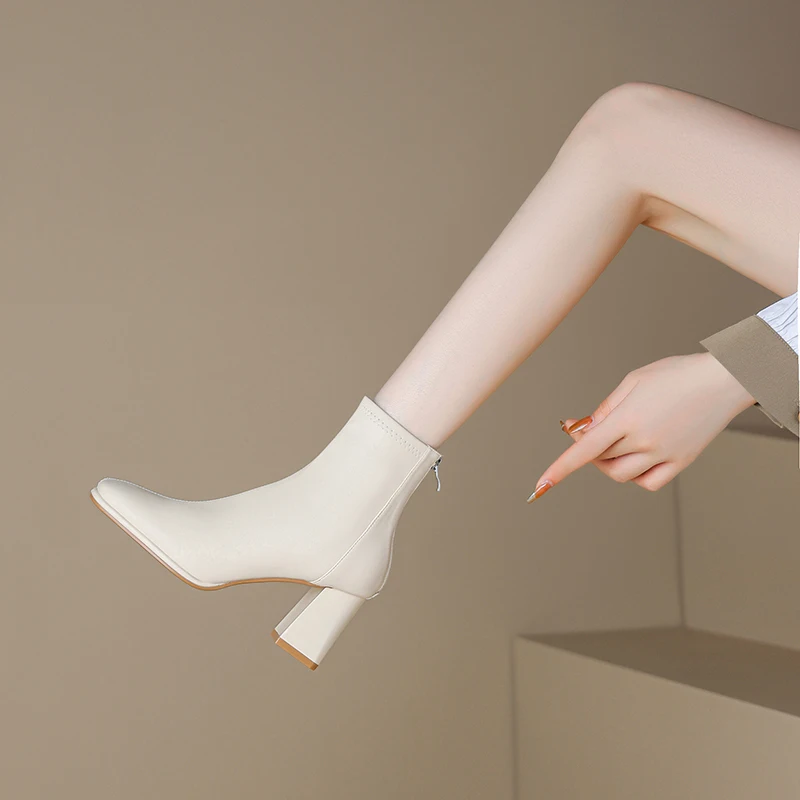 Белые женские ботинки на массивном каблуке с квадратным носком, ботинки Faion, тонкие ботинки, осенне-зимние новые туфли на высоком каблуке
Белые женские ботинки на массивном каблуке с квадратным носком, ботинки Faion, тонкие ботинки, осенне-зимние новые туфли на высоком каблуке