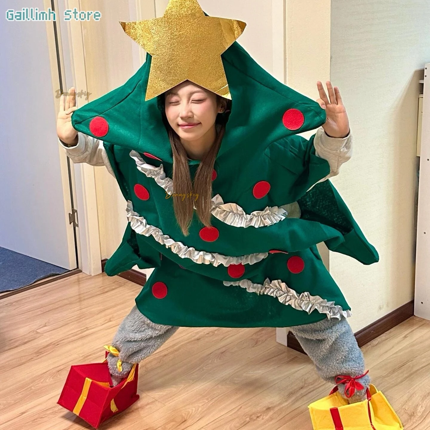 1 комплект, рождественский костюм для выступлений, хит продаж, сценический костюм для куклы с рождественской елкой и обувью, косплей для взрослых, 2025 г.
1 комплект, рождественский костюм для выступлений, хит продаж, сценический костюм для куклы с рождественской елкой и обувью, косплей для взрослых, 2025 г.