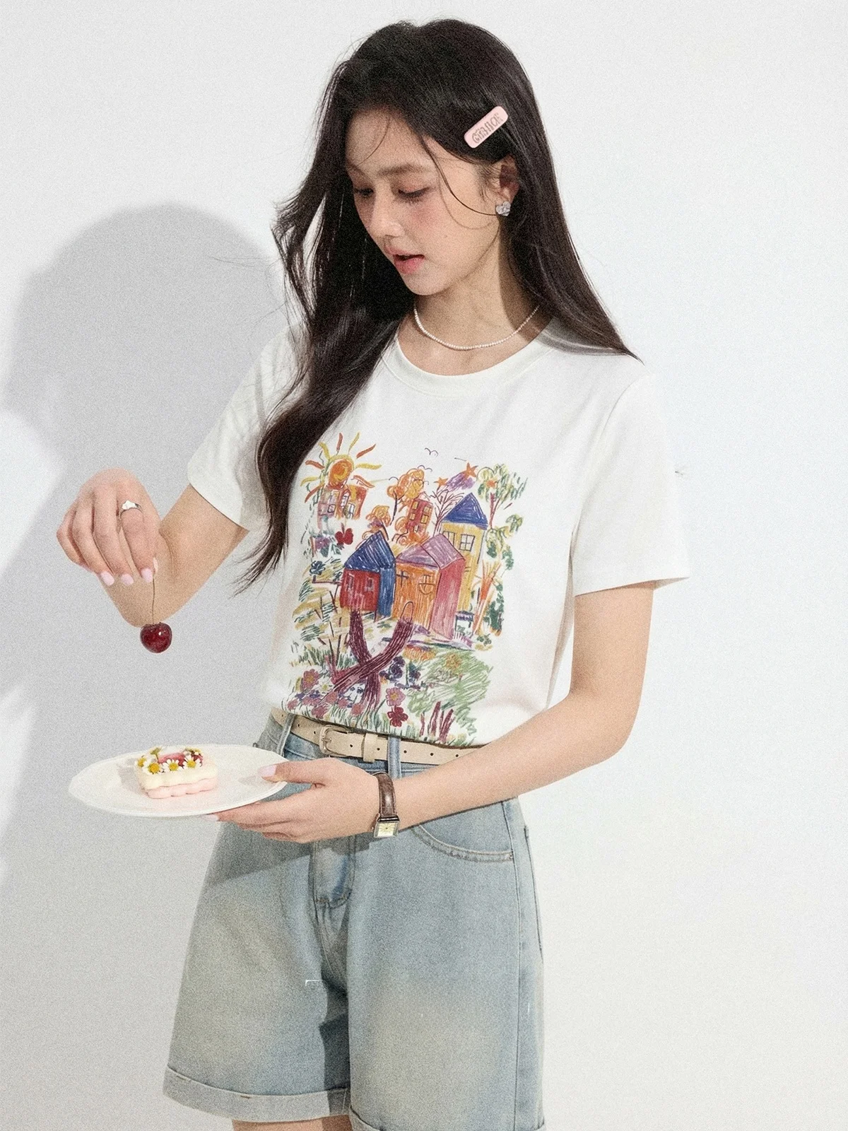Loose Fit round Neck Short Sleeve T-Shirt Women's Summer New Style White Printed Slimming Top Commute Style Korean Version
Loose Fit round Neck Short Sleeve T-Shirt Women's Summer New Style White Printed Slimming Top Commute Style Korean Version