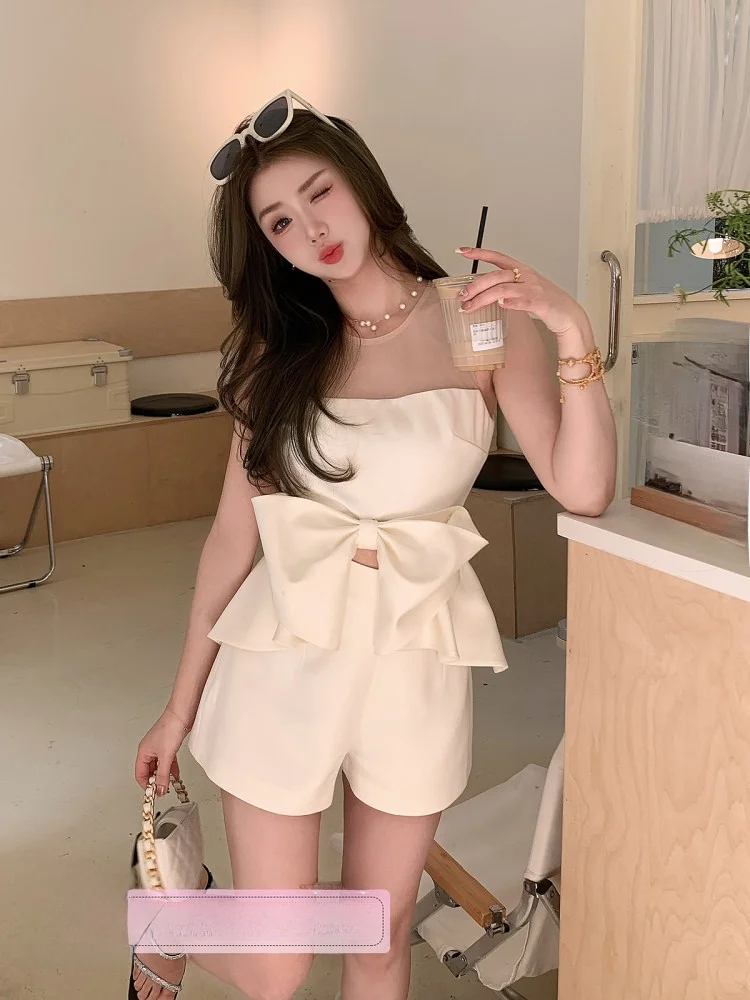 Ice Has Come High Waist Wide Leg Pants Simple Match Small Size Loose Short Pants Casual Straight Tube Pants Summer 2025
Ice Has Come High Waist Wide Leg Pants Simple Match Small Size Loose Short Pants Casual Straight Tube Pants Summer 2025