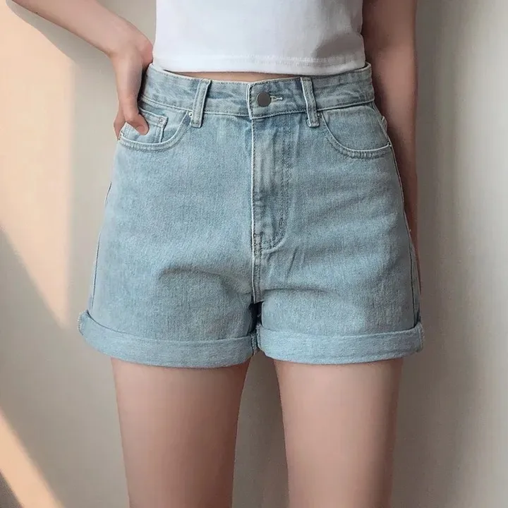 High Waist A-Line Denim Shorts Women's Summer Fashion Chic Flared Hem Slimming Trendy Cotton Blend Straight Leg Jeans
High Waist A-Line Denim Shorts Women's Summer Fashion Chic Flared Hem Slimming Trendy Cotton Blend Straight Leg Jeans
