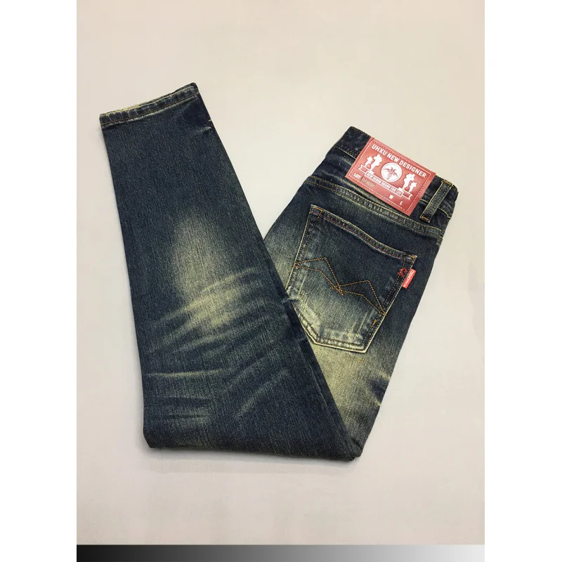 Сверхмощные мужские джинсы в стиле ретро, прямая трубка приталенного кроя, скрапанный и модный дизайн, уличные крутые винтажные джинсовые брюки
Сверхмощные мужские джинсы в стиле ретро, прямая трубка приталенного кроя, скрапанный и модный дизайн, уличные крутые винтажные джинсовые брюки