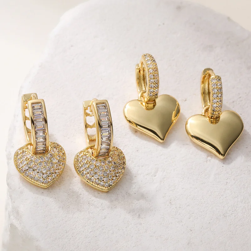European and American Fashion Light Luxury Copper Plated Real Gold Zircon Heart Earrings for Women Niche High-end Versatile Earr
European and American Fashion Light Luxury Copper Plated Real Gold Zircon Heart Earrings for Women Niche High-end Versatile Earr