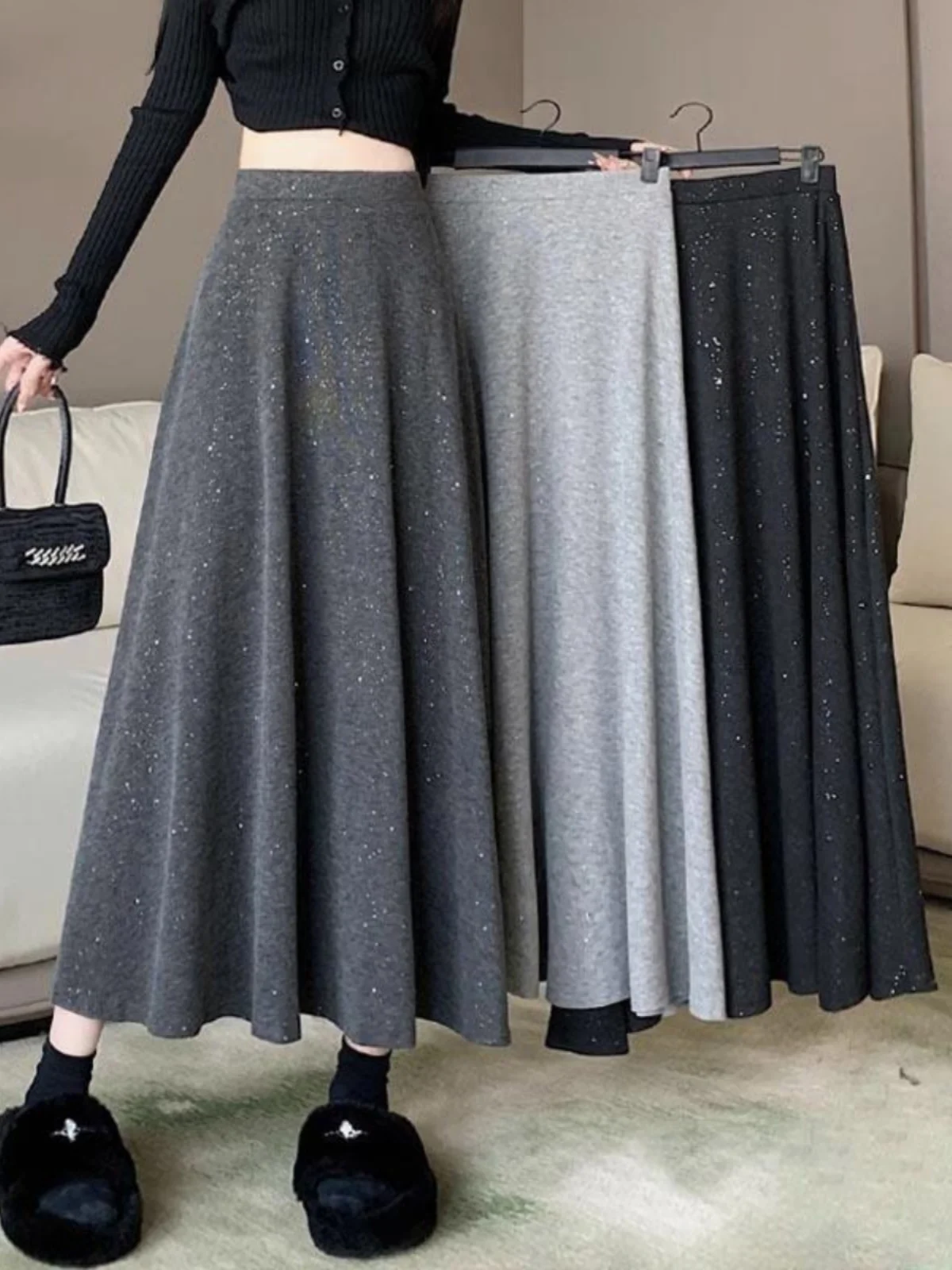 Ladies High Waist A-Line Midi Skirt Spring Summer Bright Shiny Pleated Glutinous Rice Long Skirt Korean Style Knitted Dress
Ladies High Waist A-Line Midi Skirt Spring Summer Bright Shiny Pleated Glutinous Rice Long Skirt Korean Style Knitted Dress