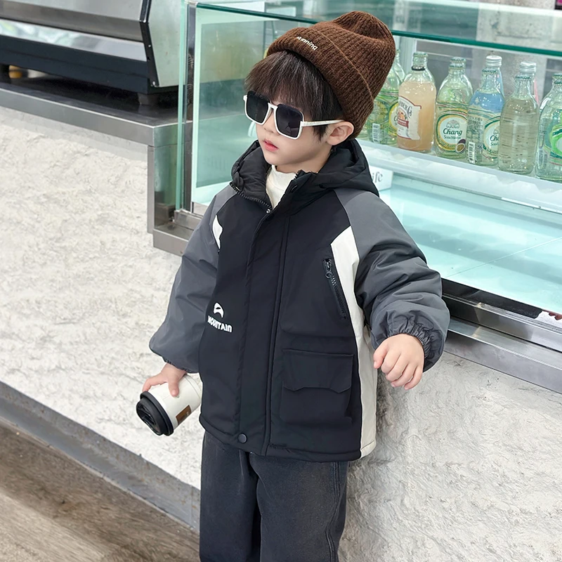 Модная утепленная куртка на флисовой подкладке для мальчиков, осенне-зимняя, молодежная, стильная, приталенная, водонепроницаемая, хлопковая
Модная утепленная куртка на флисовой подкладке для мальчиков, осенне-зимняя, молодежная, стильная, приталенная, водонепроницаемая, хлопковая