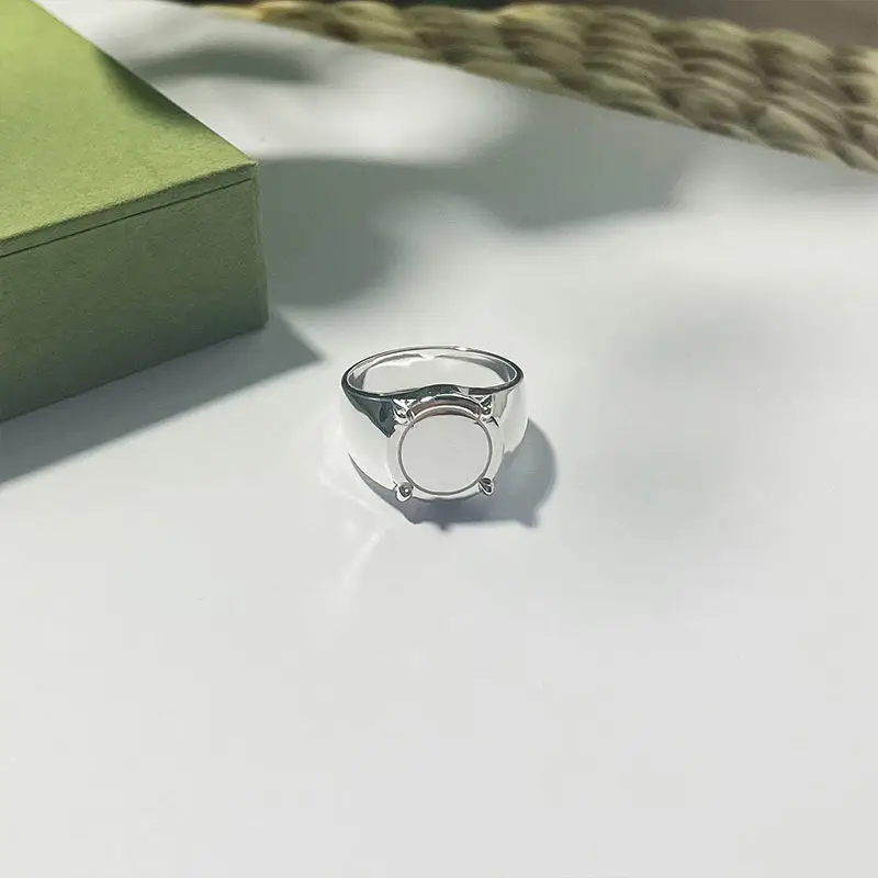 Silver Color Stainless Steel Wide Solid Band Ring Simple Round Smooth Face Finger Rings for Men Women Daily Wear Jewelry Gift
Silver Color Stainless Steel Wide Solid Band Ring Simple Round Smooth Face Finger Rings for Men Women Daily Wear Jewelry Gift